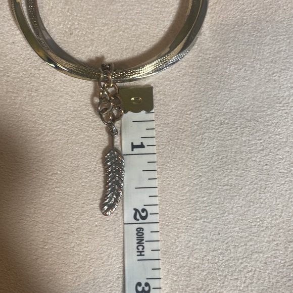 Jessica Simpson  braclet - Picture 9 of 9